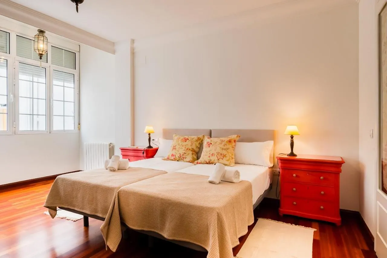 Amplio Y Luminoso-2D 2B-Triana Apartment Seville