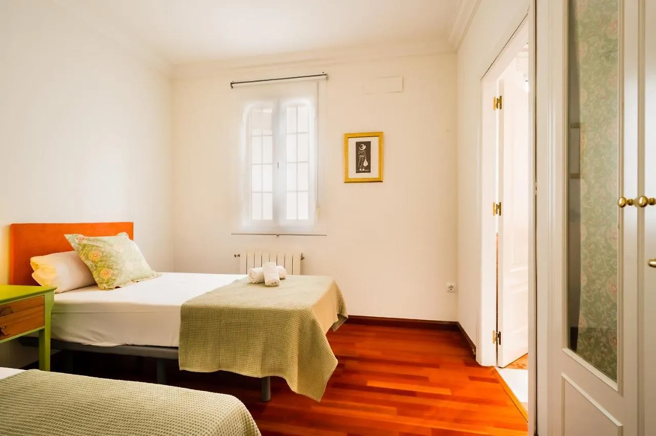 Amplio Y Luminoso-2D 2B-Triana Apartment Seville